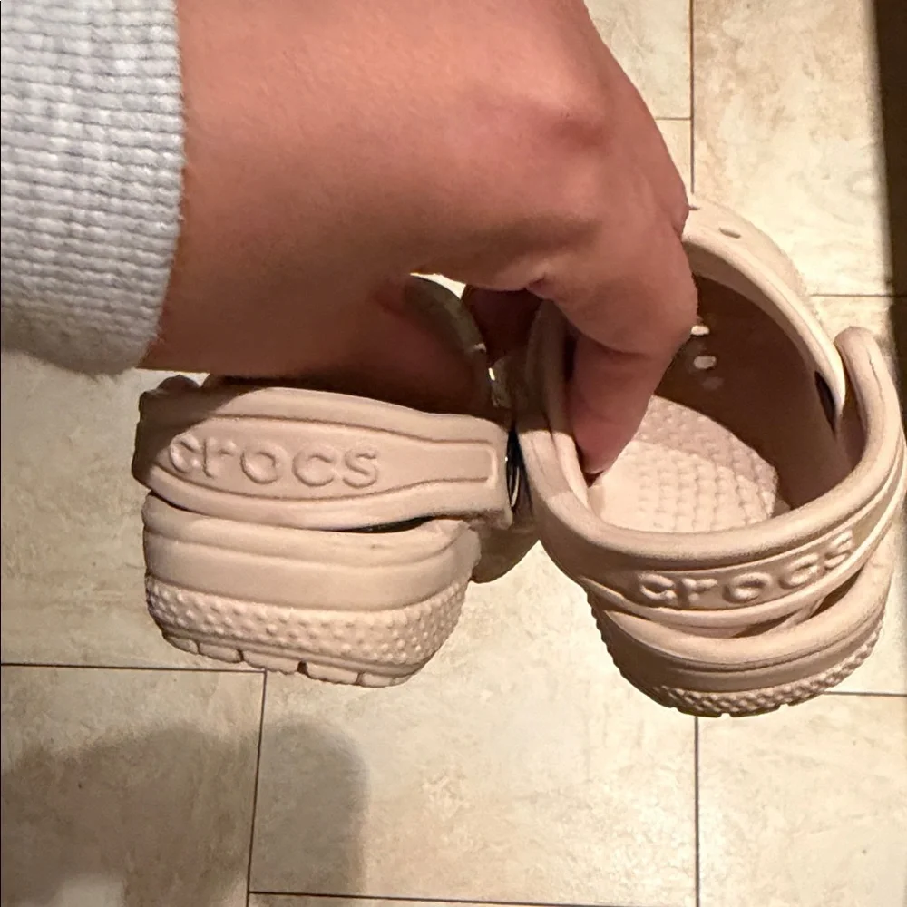 CROCS lightweight easy
